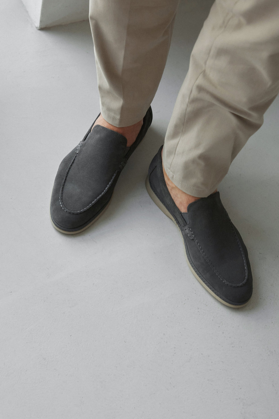 Men's Grey Loafers made of Genuine Velour for Fall Estro ER00112567.