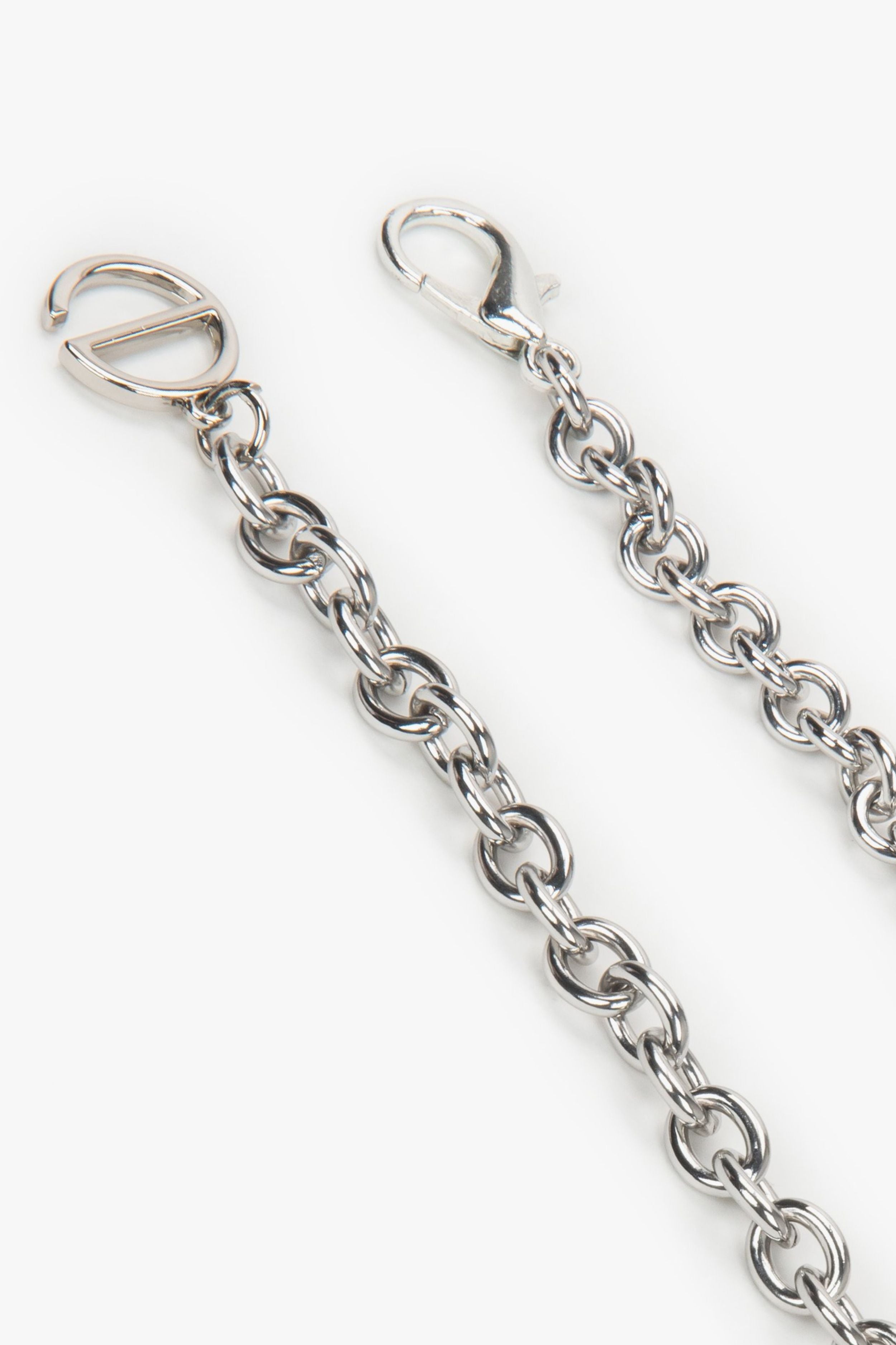 Stylish 115 cm Silver Chain Belt with Carabiner Closure – Estro.
