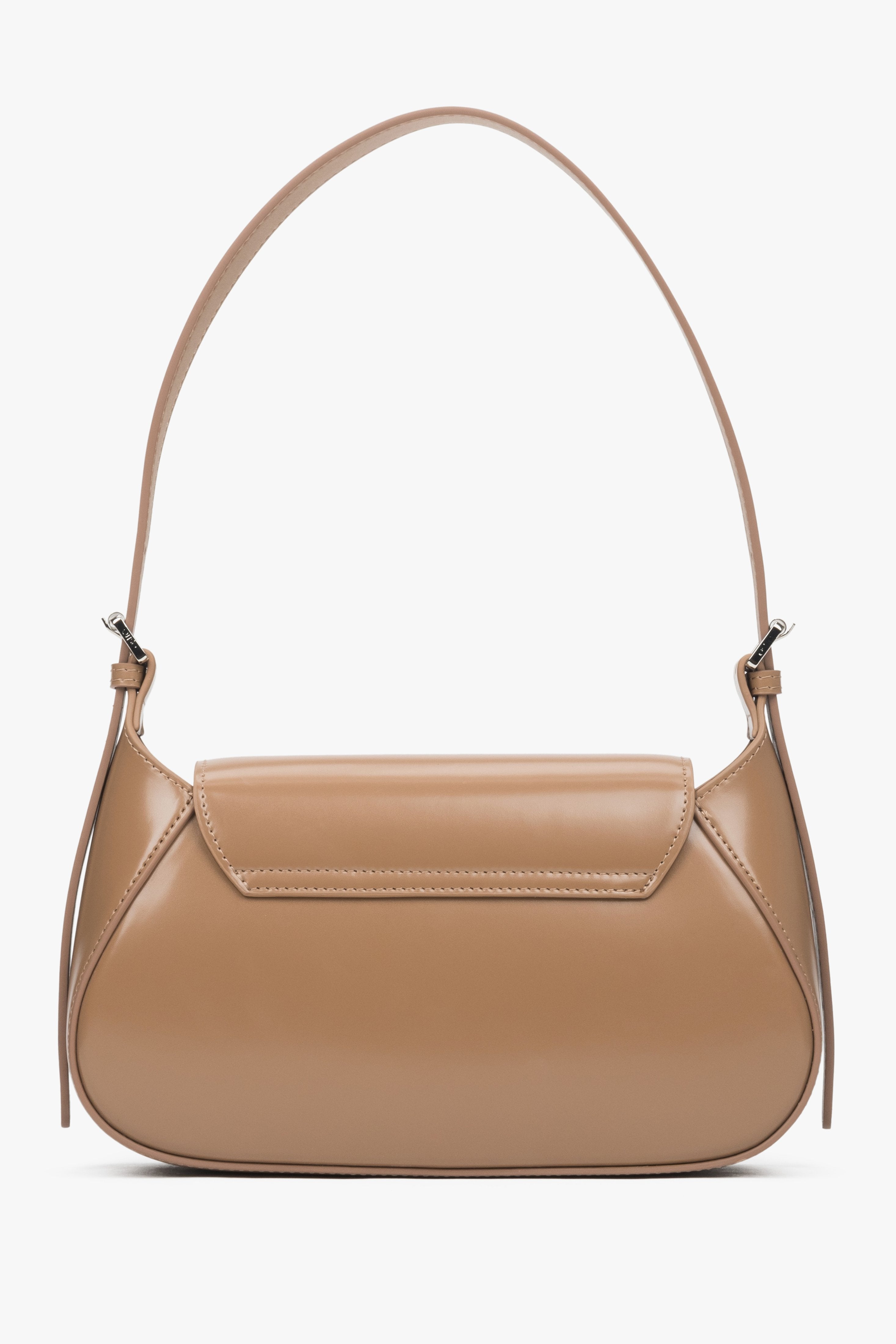 Small Beige Leather Shoulder Bag for Women Featuring a Heart-Shaped Pin by Estro - reverse.