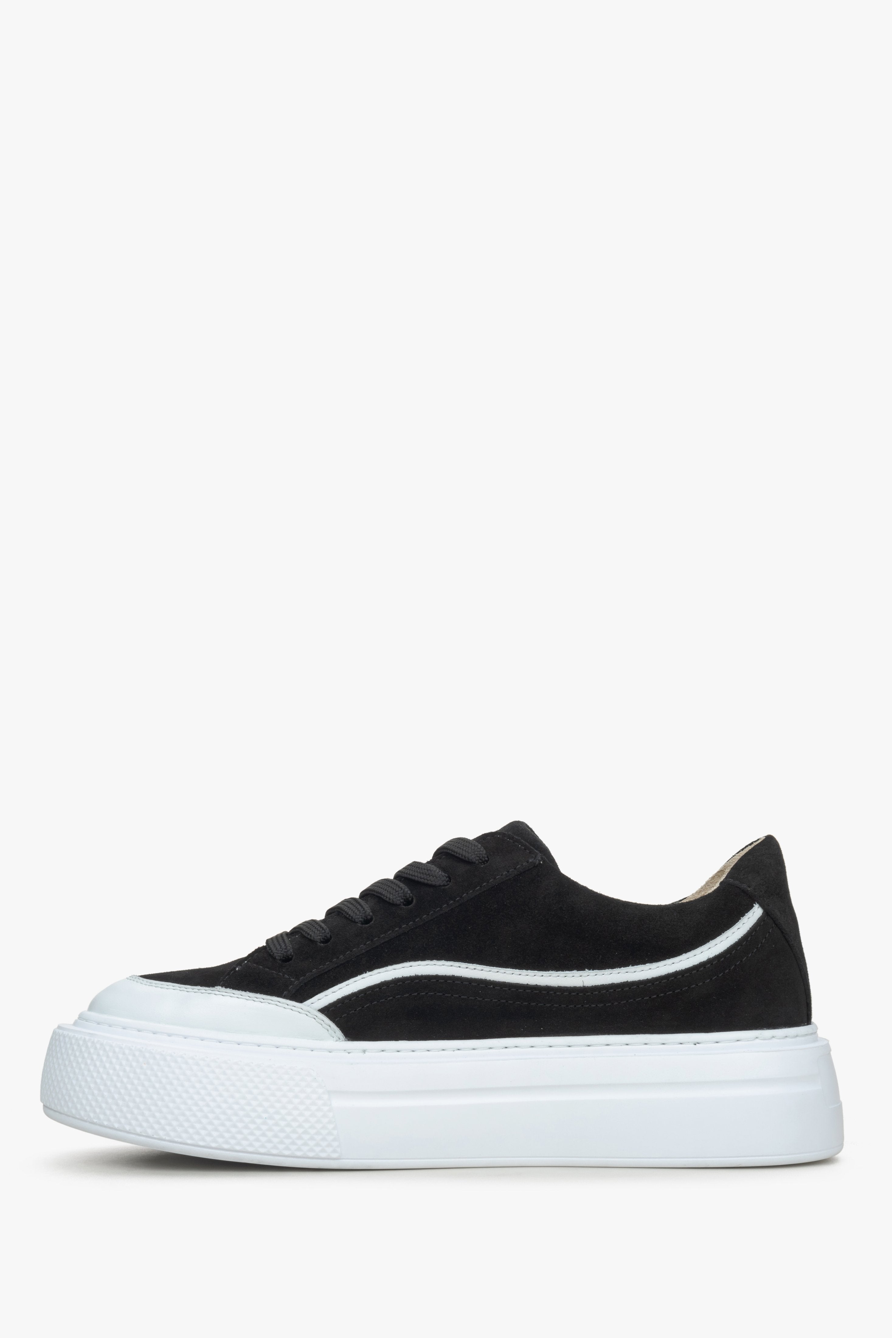 Estro women's black velour low-top sneakers - side profile.