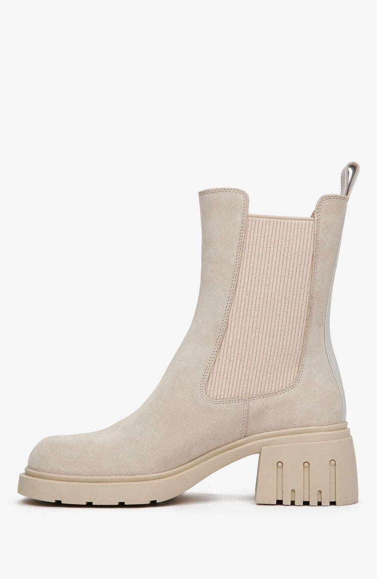 Women's beige high-heeled Chelsea boots made of genuine suede - shoe profile.