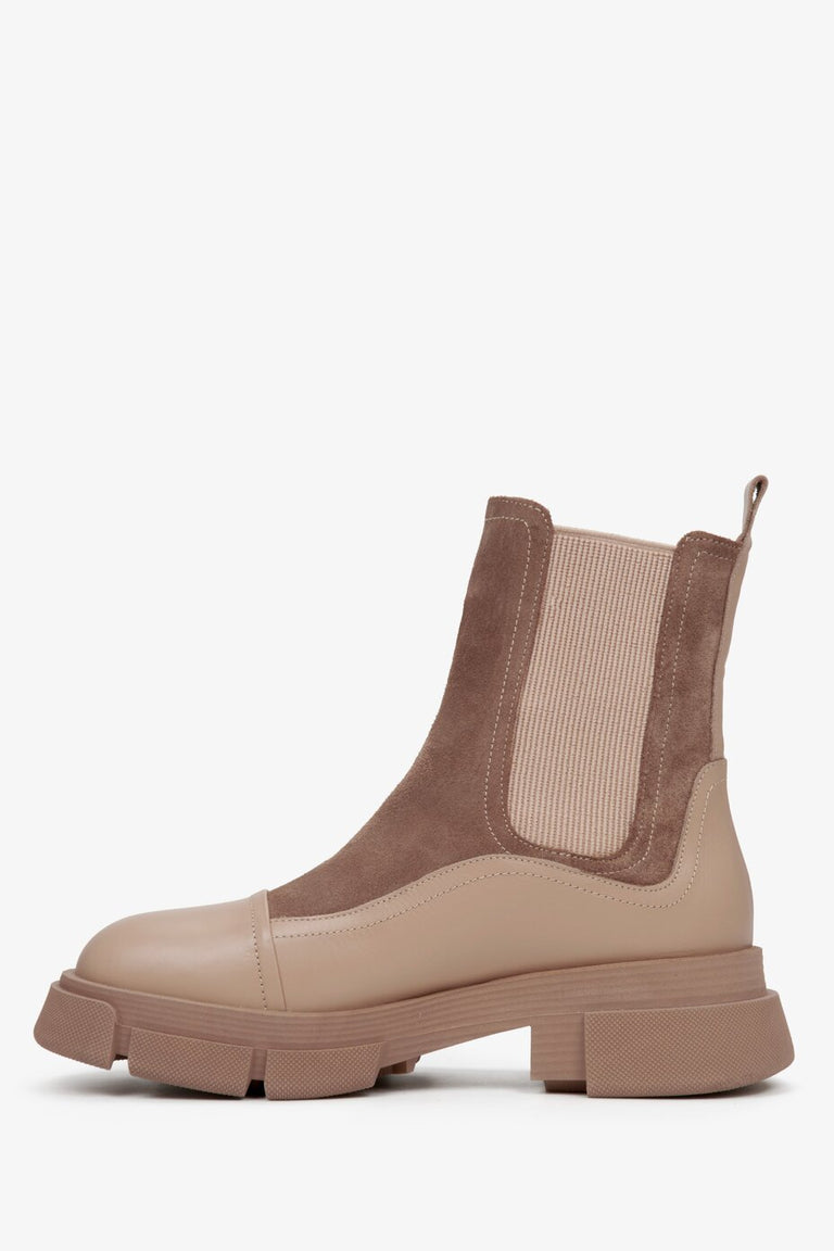 Women's beige suede leather Chelsea boots - shoe profile.