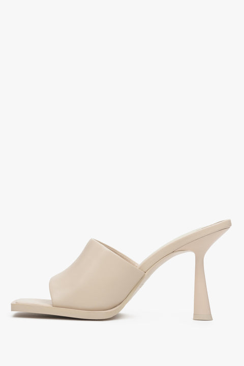 Light beige natural leather Estro stiletto mules - shoes profile.