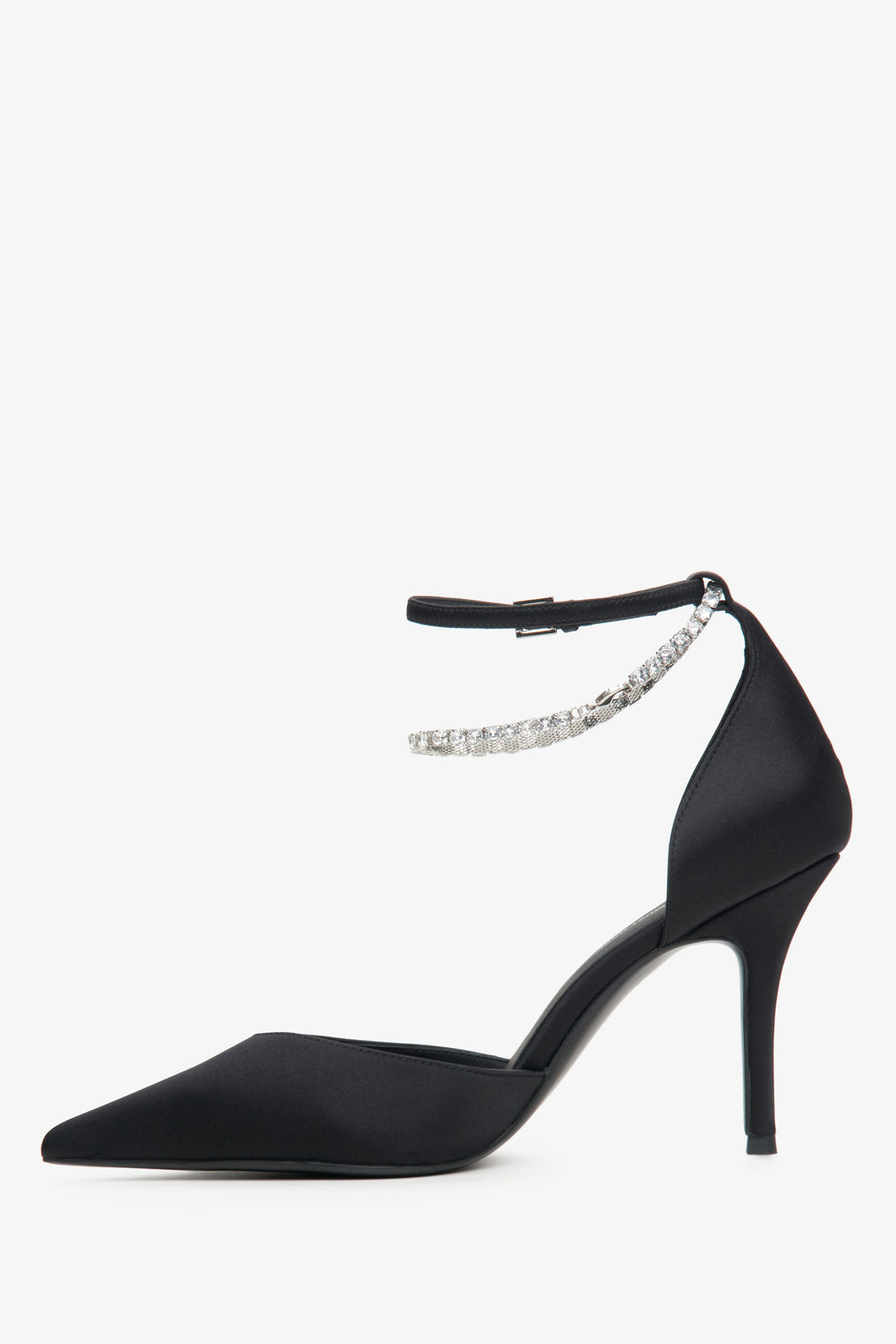 Women's black pointed toe pumps with crystals by Estro x MustHave.