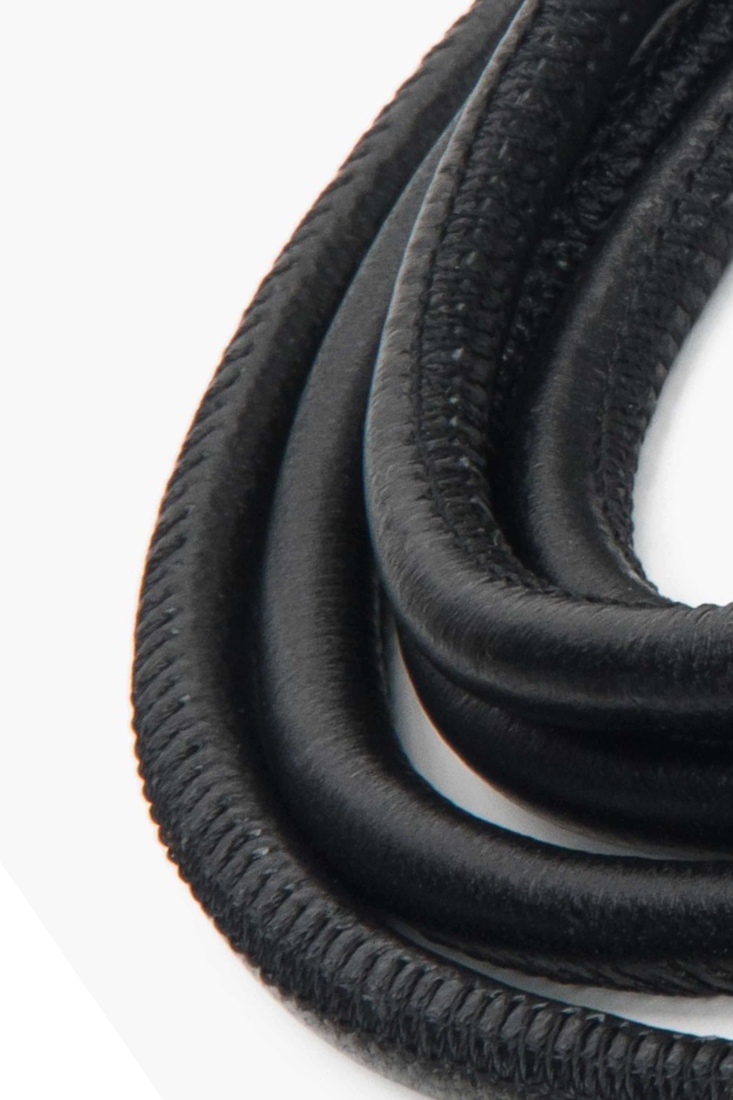 Elegant 165 cm Women's Belt made of Genuine Leather in Black – Estro.