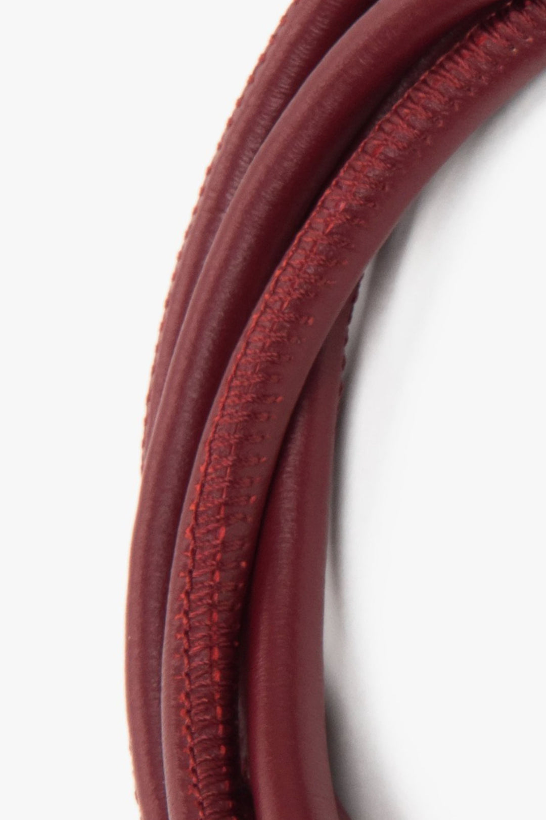 Elegant 165 cm Women's Belt made of Genuine Leather in Burgundy – Estro.