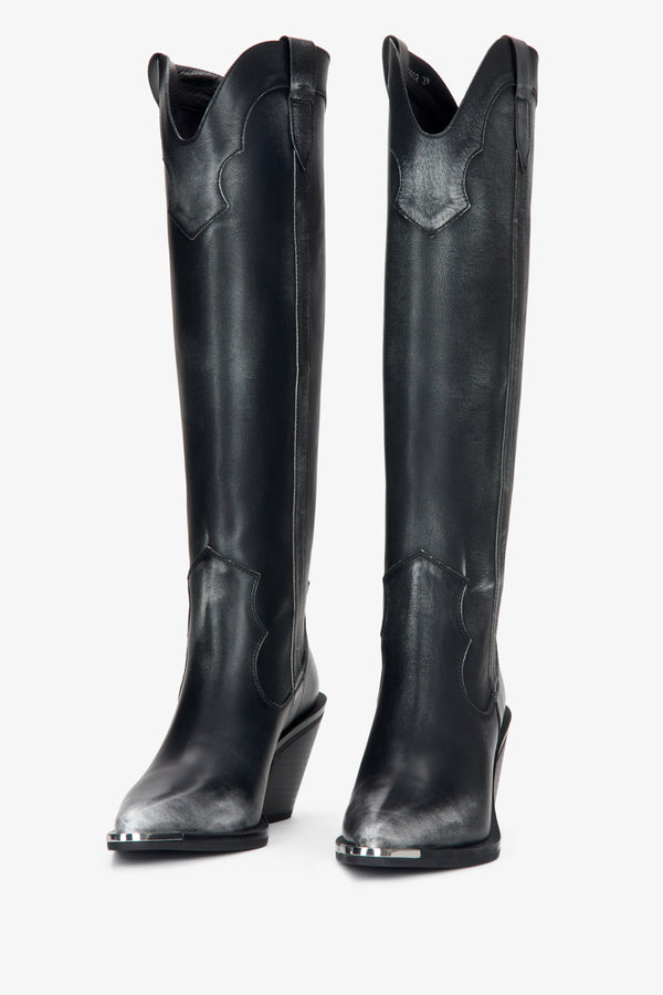 High cowboy boots for women made of genuine leather Estro - close-up of the toe.