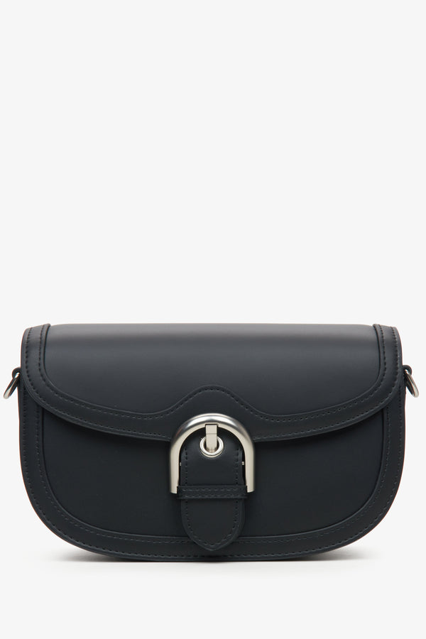 Women s Black Leather Horseshoe Shoulder Bag ESTRO Online Store Estro.eu