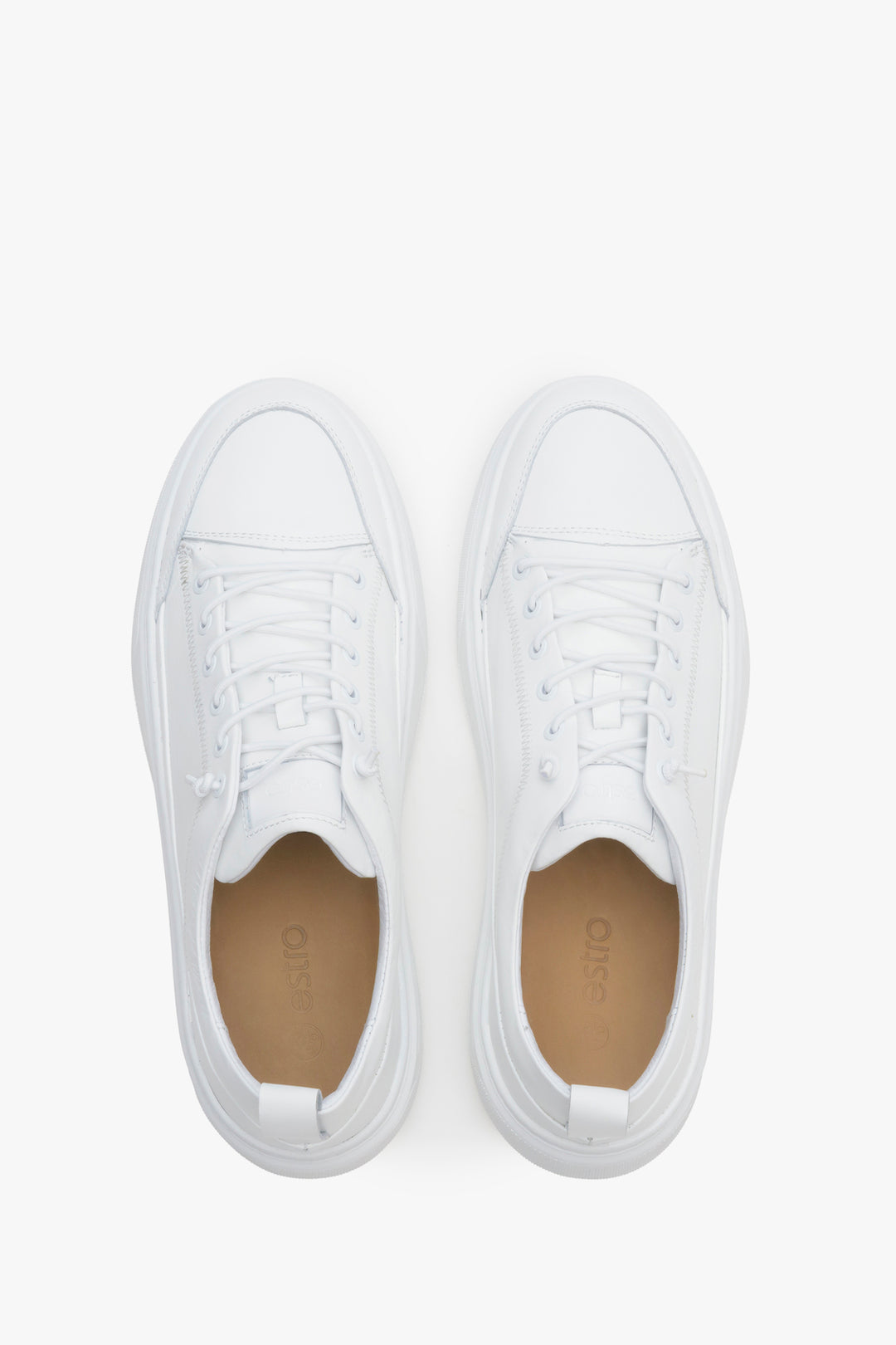 Estro men's leather sneakers in white - top view presentation of the model.