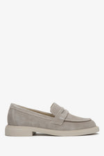 Women's Grey Suede Loafers Estro ER00113370.