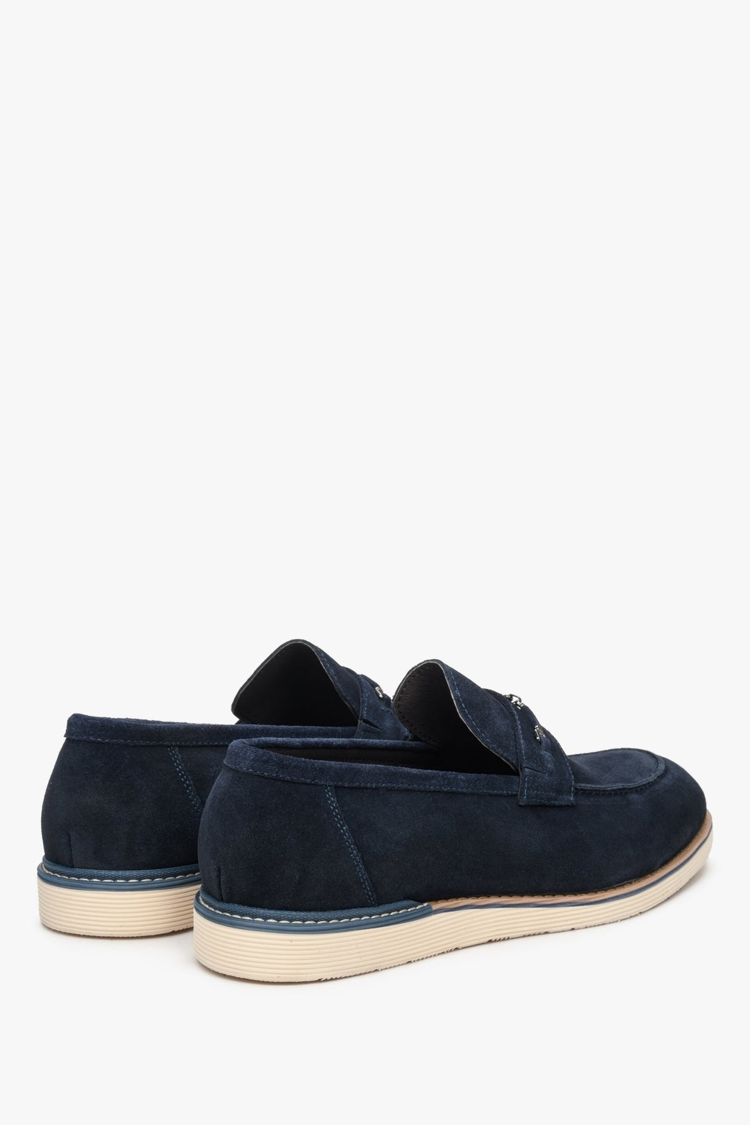 Estro men's spring and fall navy blue velvet loafers made of natural velour - presentation of the heel and side seam of the shoes.