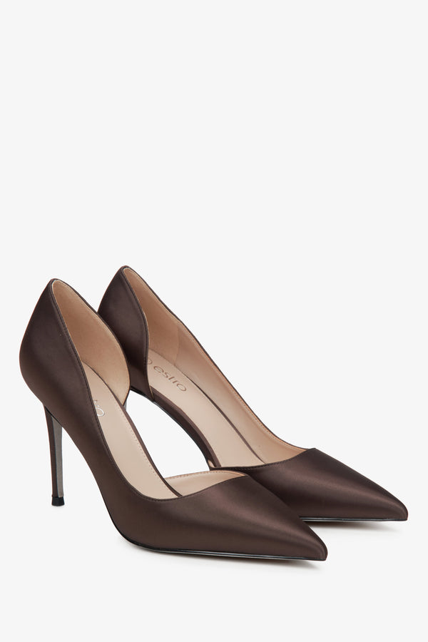 Pointed thick heels hotsell