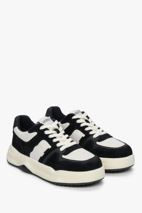 Women's casual sneakers in black and white Estro - presentation of a shoe toe and sideline.