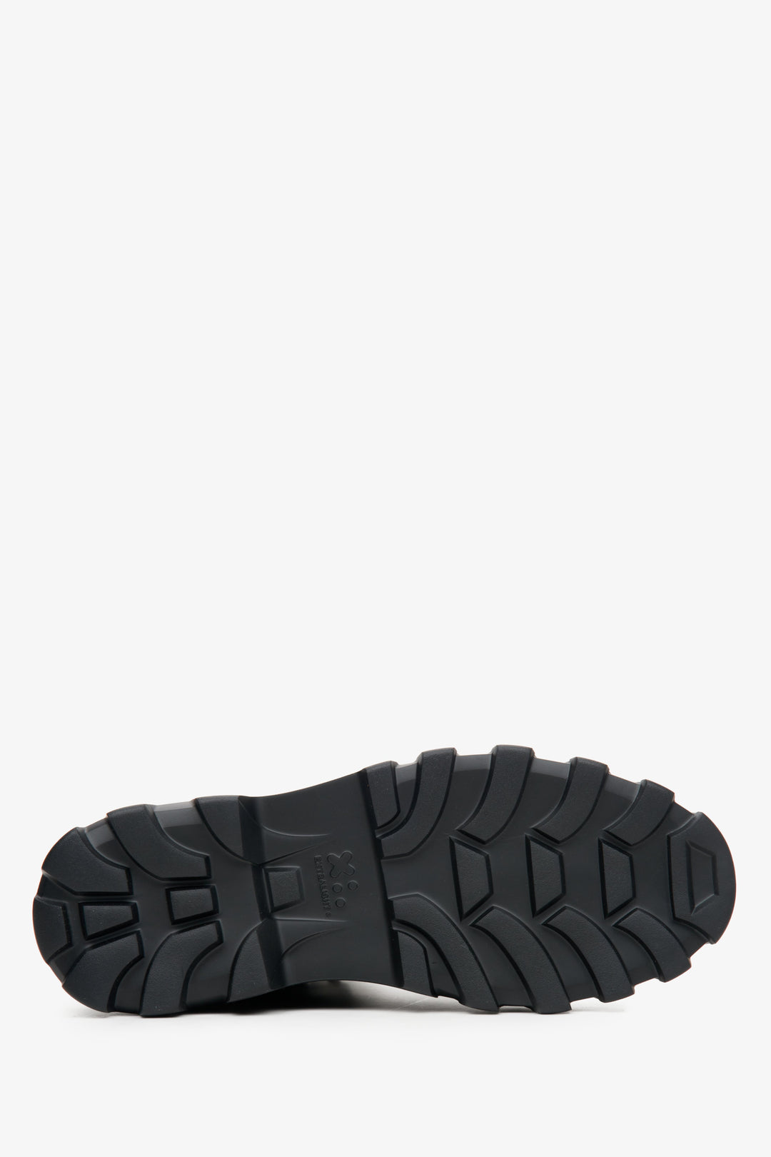 Men's black Estro autumn boots - close-up on the sole.