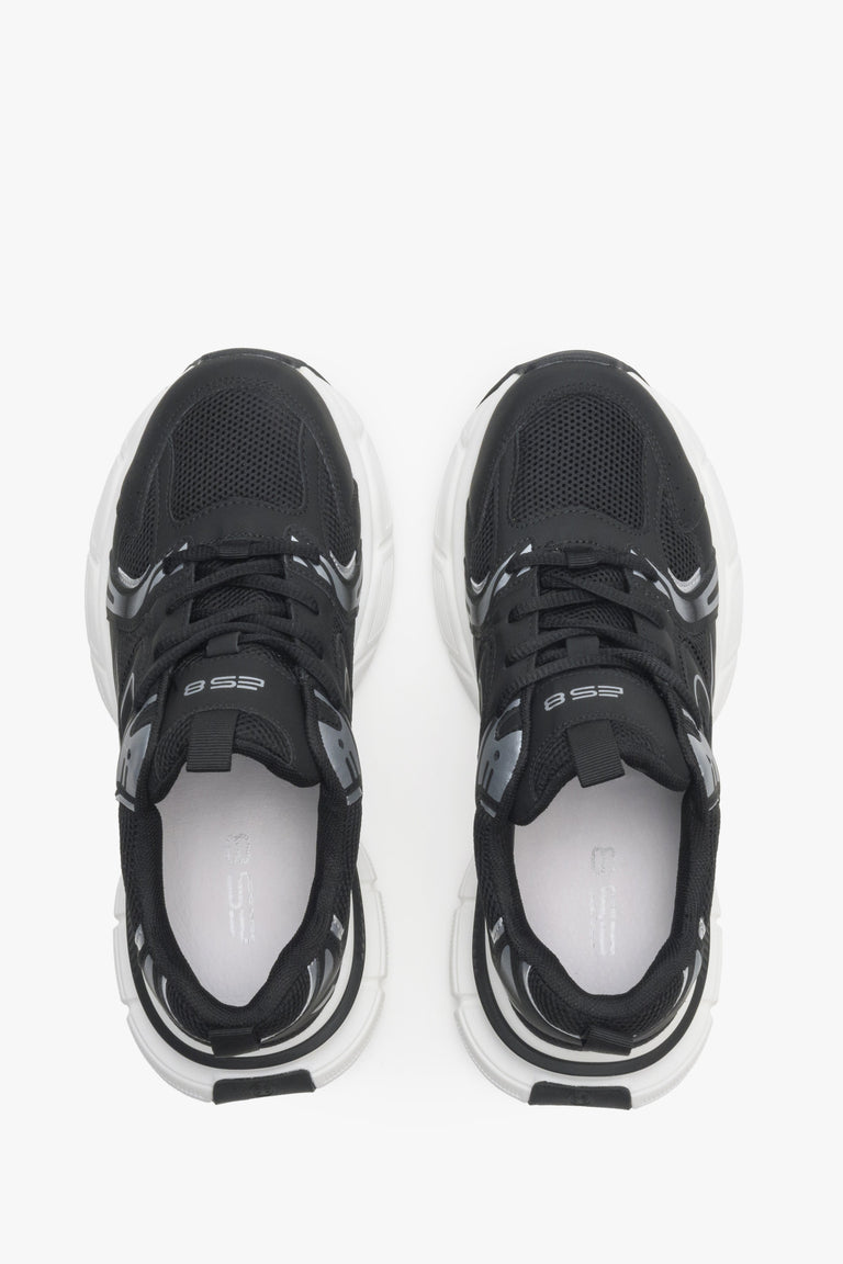 Women's black sneakers with mesh ES 8 - top view presentation of the model.