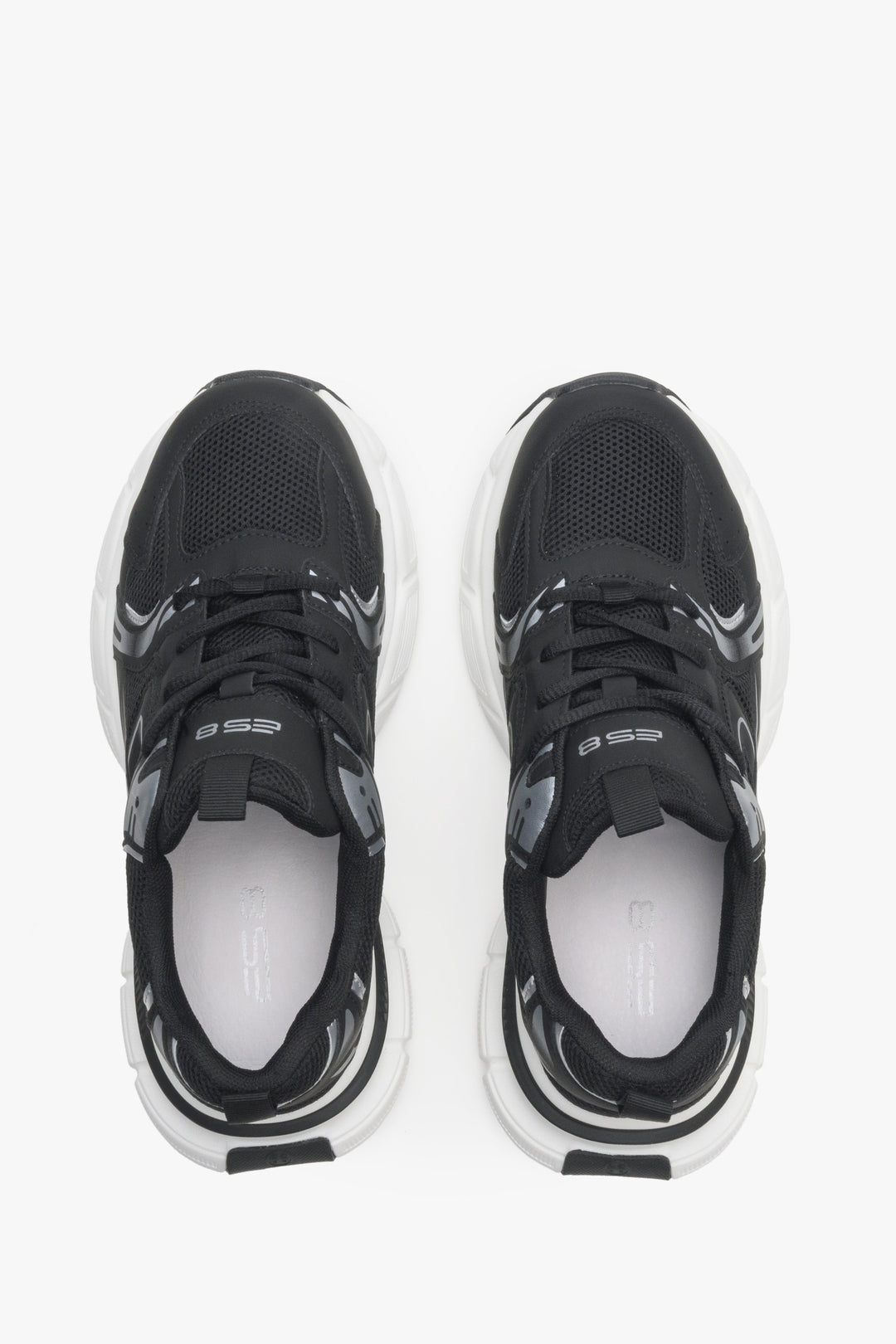 Women's black sneakers with mesh ES 8 - top view presentation of the model.