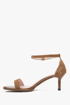 Stylish brown Estro women's sandals, made of high-quality genuine leather, featuring a comfortable heel.