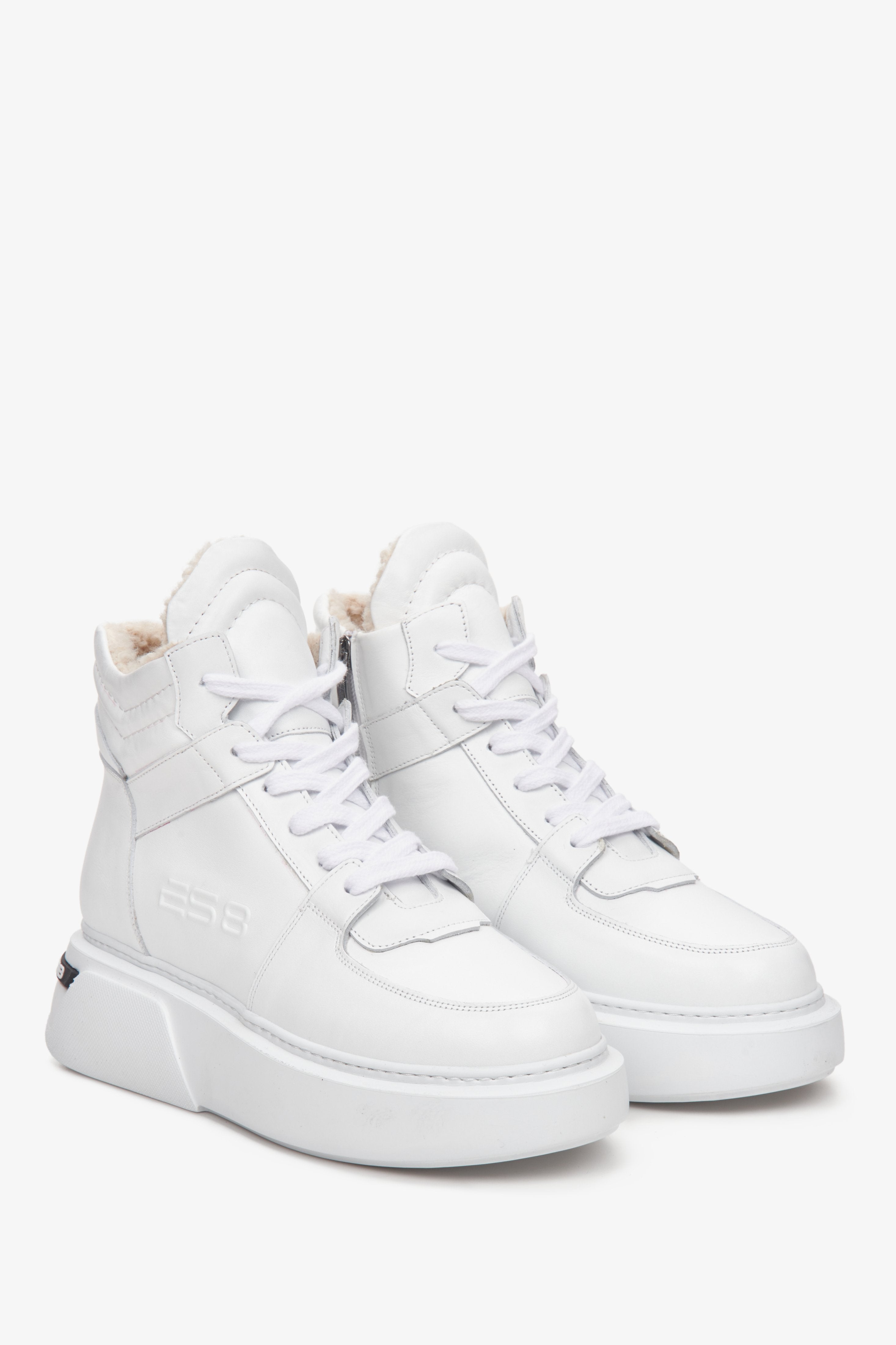 White high-top women's sneakers by Estro natural leather and suede, lace-up.