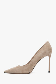Women's beige pumps made of genuine velour.