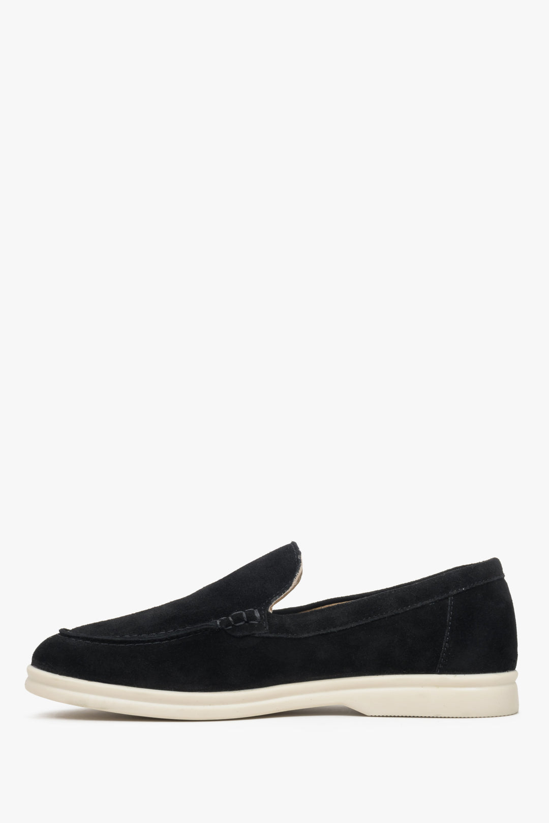 Women's classic black velour loafers - presentation of the footwear from the other side.