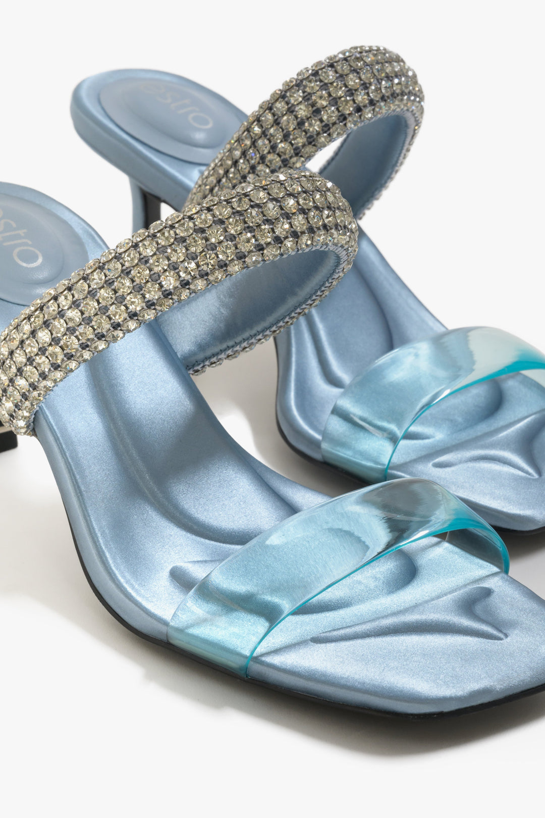Women's blue slide sandals with stiletto heel and zirconia - presentation form the top.