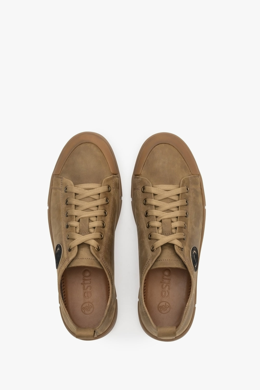 Estro men's sneakers in brown made of soft nubuck - top view presentation of the footwear.