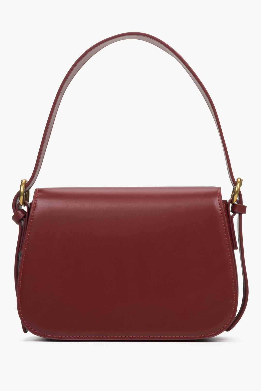 Women's leather burgundy shoulder bag by Estro - back view.