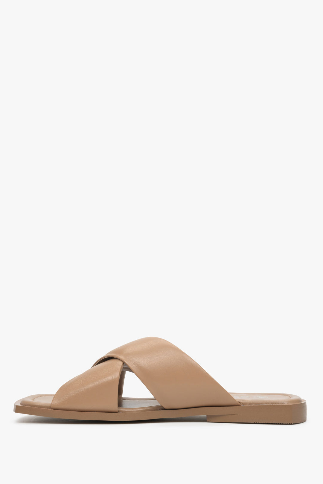 Estro women's slide sandals in light brown made of genuine leather - shoe profile.