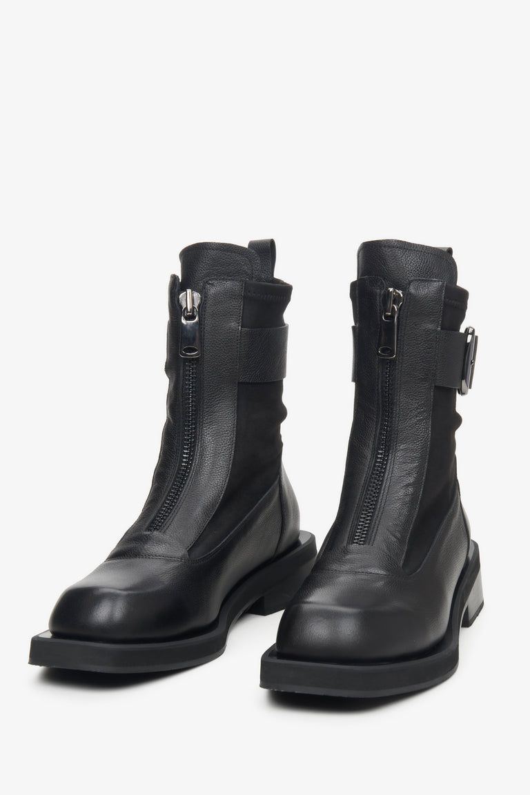 Estro women's  black ankle boots with elastic upper - close-up on the front of the shoes.