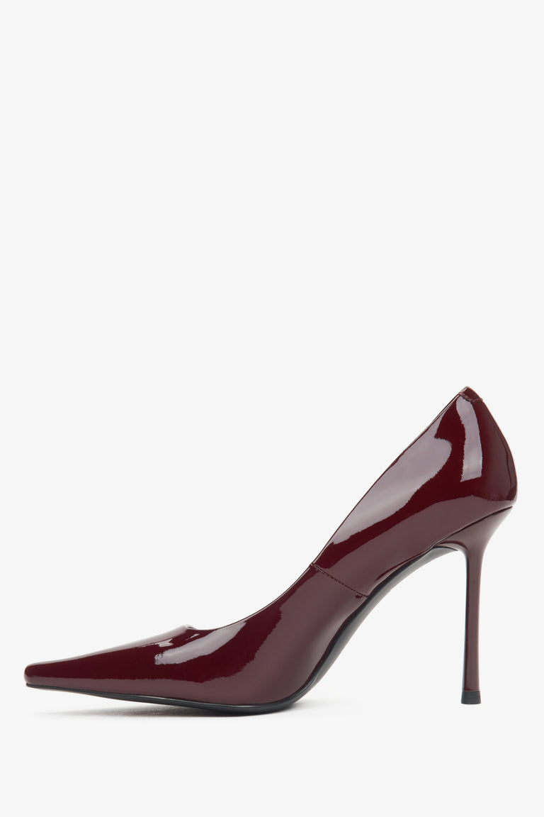 Burgundy high heels for women, crafted from patent leather with a narrow pointed toe, by Estro.