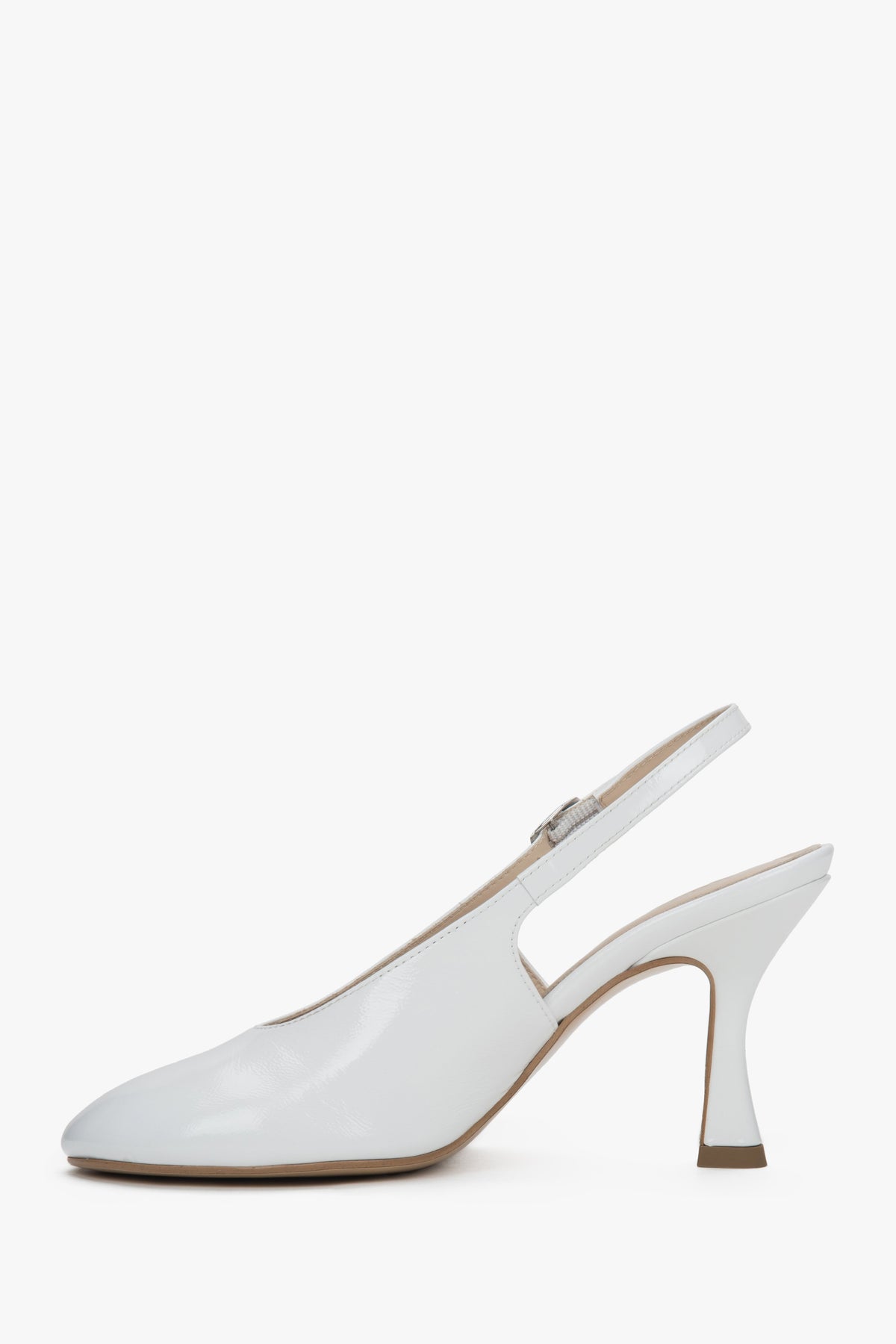 White heeled slingbacks made of Italian patent leather – Premium Estro model.