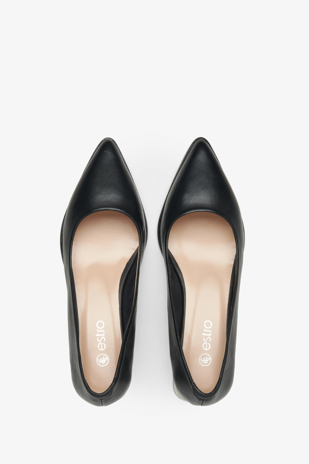 Women's leather black pumps by Estro with a pointed toe - top view presentation of the footwear.