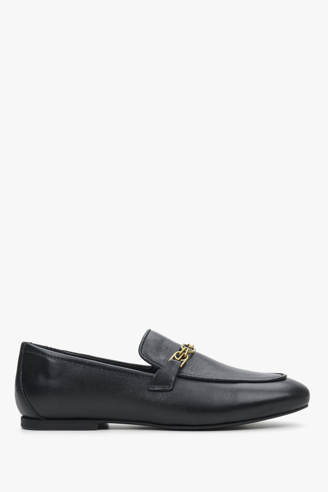 Women's black penny loafers Estro - shoe profile.