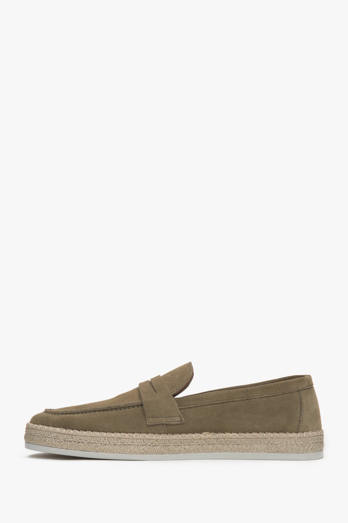 Estro khaki men's moccasins made of genuine Italian velour - shoe profile.