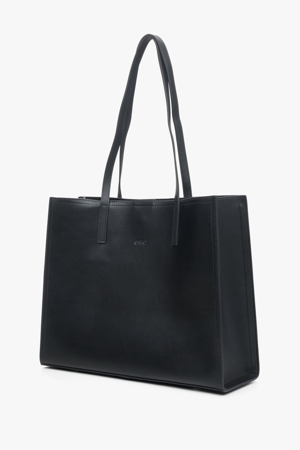 Women's black shopper bag made of genuine leather by Estro.