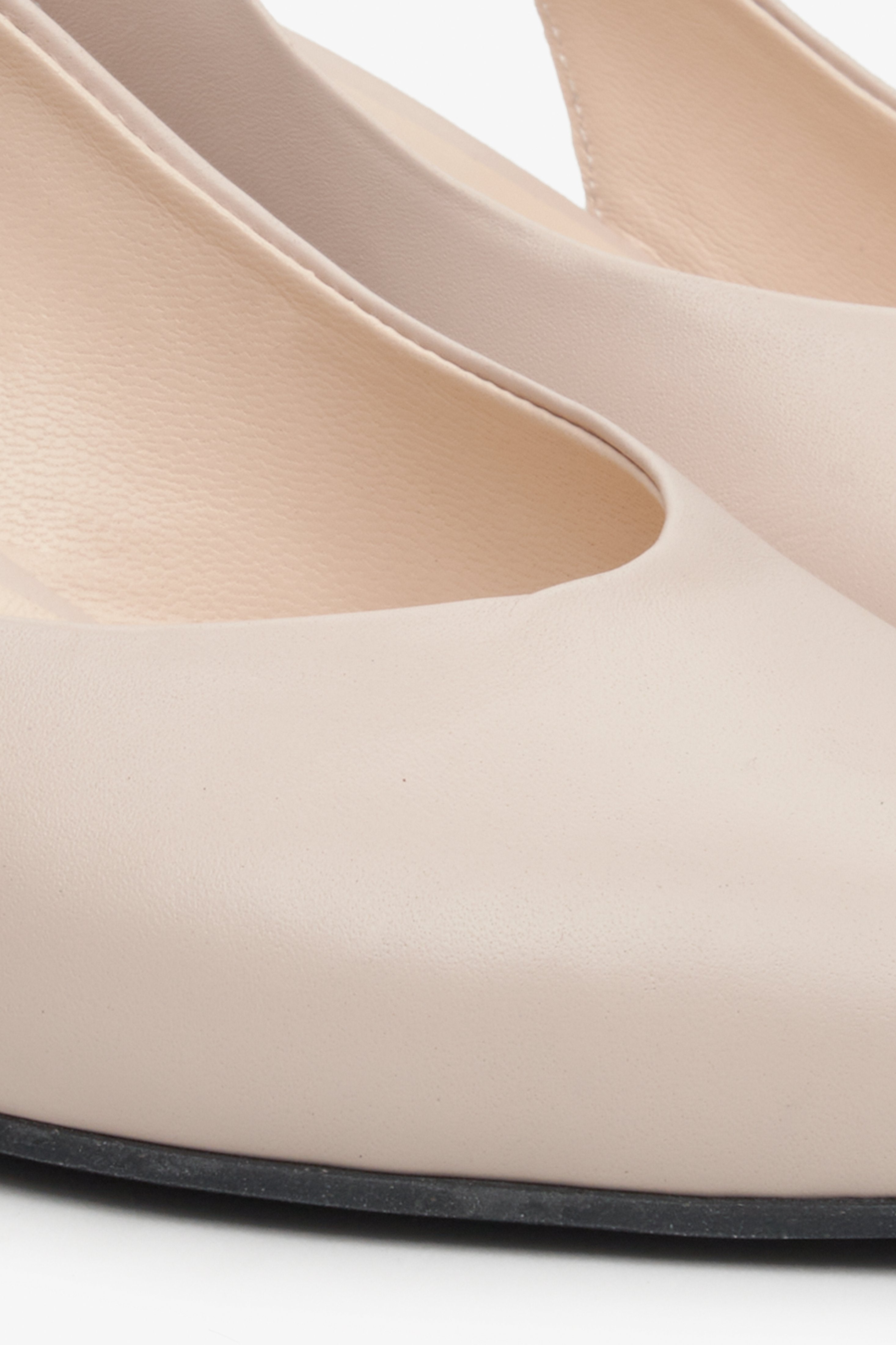 Women's beige leather open-back pumps by Estro - close-up on the details.