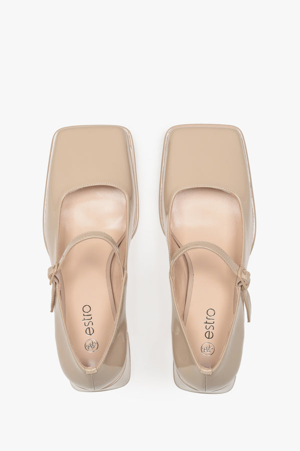 Women's beige leather Mary Jane Pumps Estro.