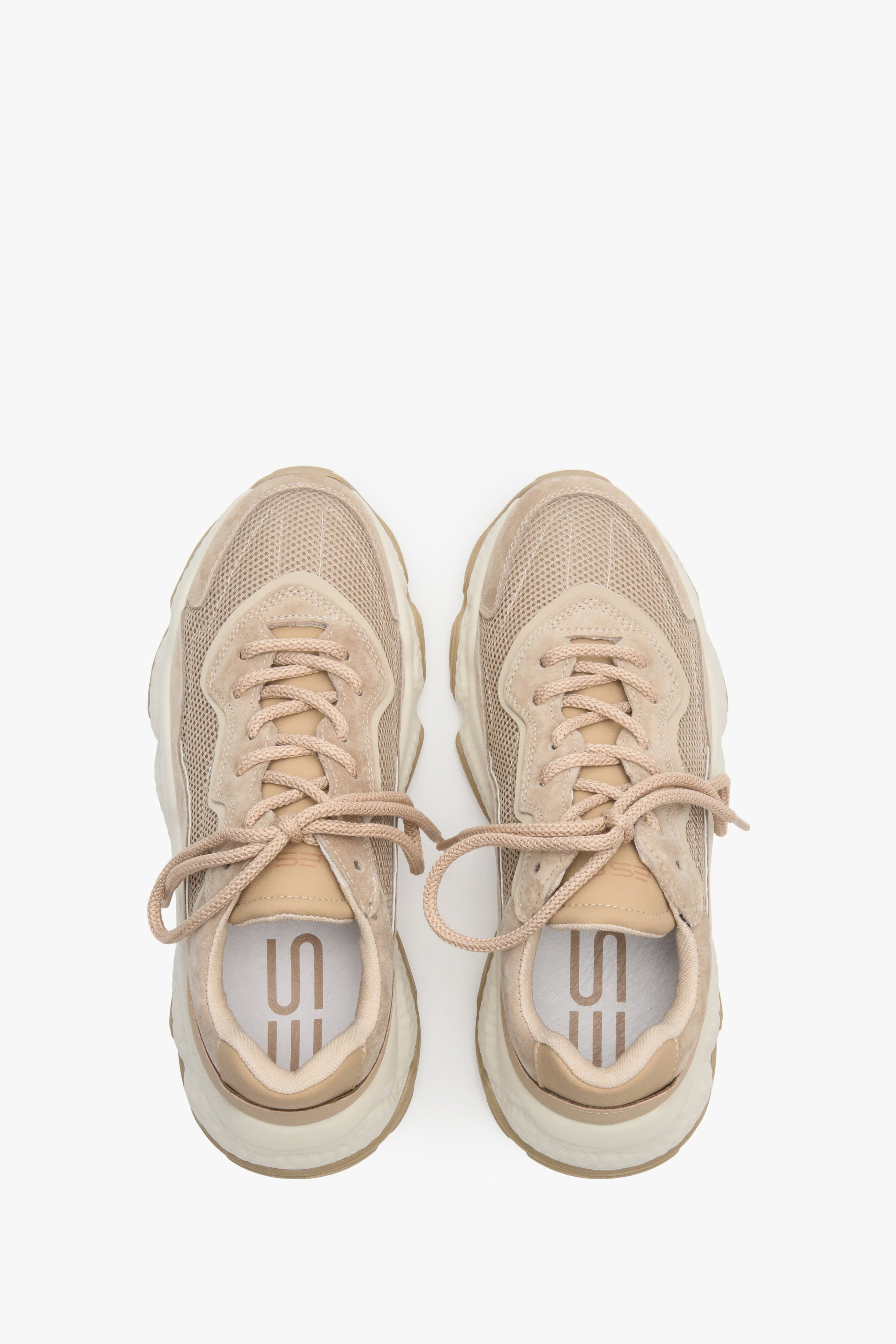 Beige women's sneakers ES 8 with mixed materials on a chunky sole - top-down view presentation of the model.