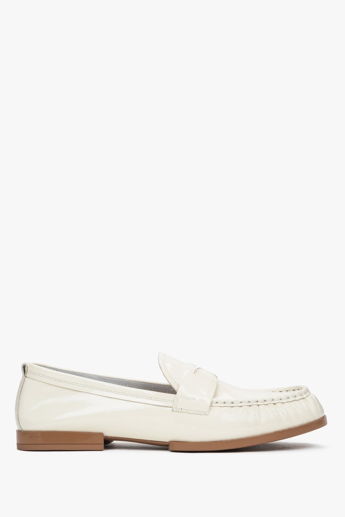 Women's White Loafers made of Patent Genuine Leather Estro ER00116904.