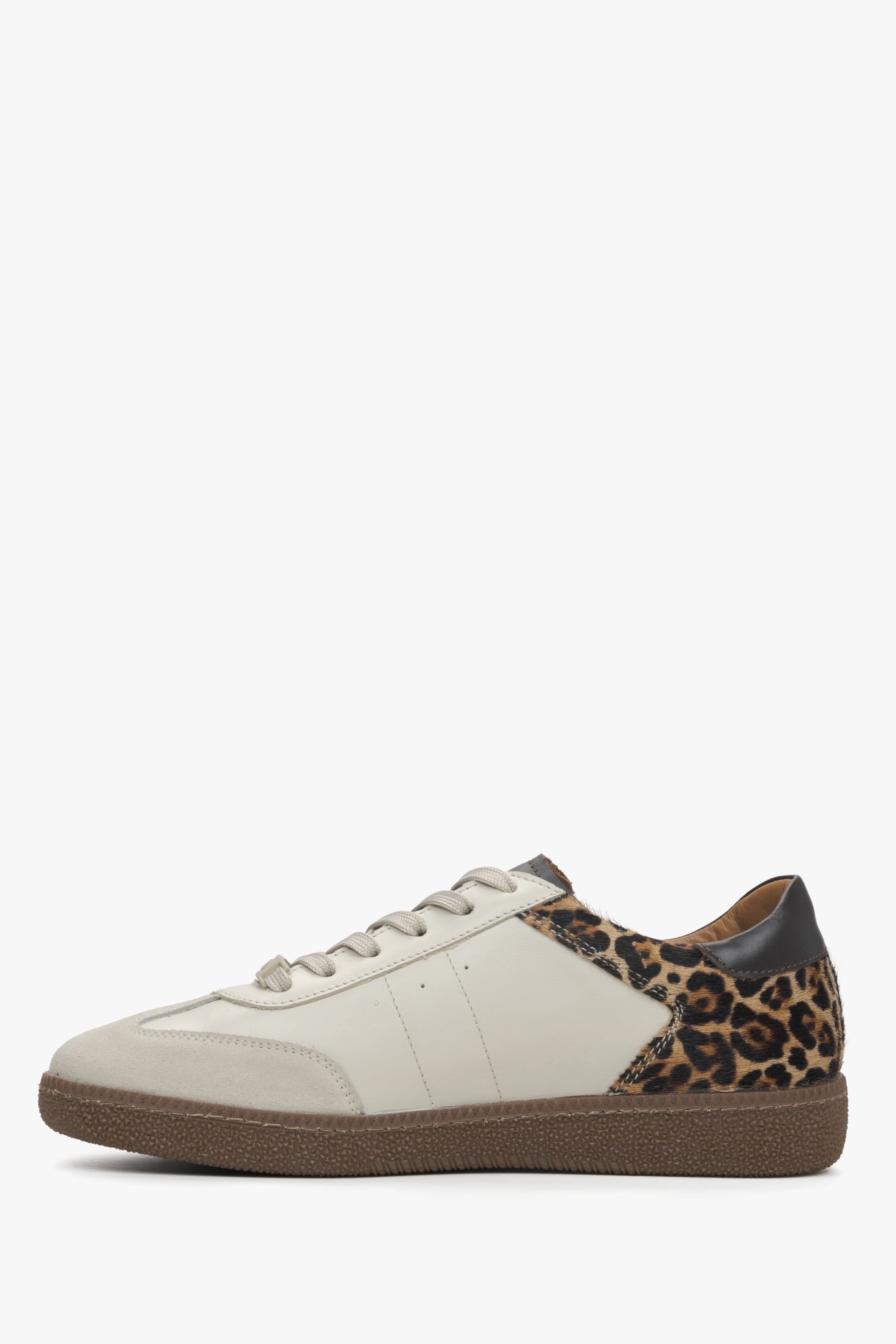 Women's leopard leather Estro sneakers in beige - shoe profile.