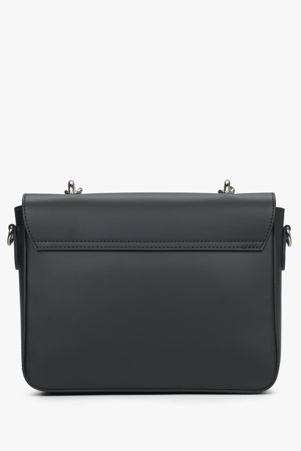 Women's black shoulder bag made of premium Italian leather - reverse side.