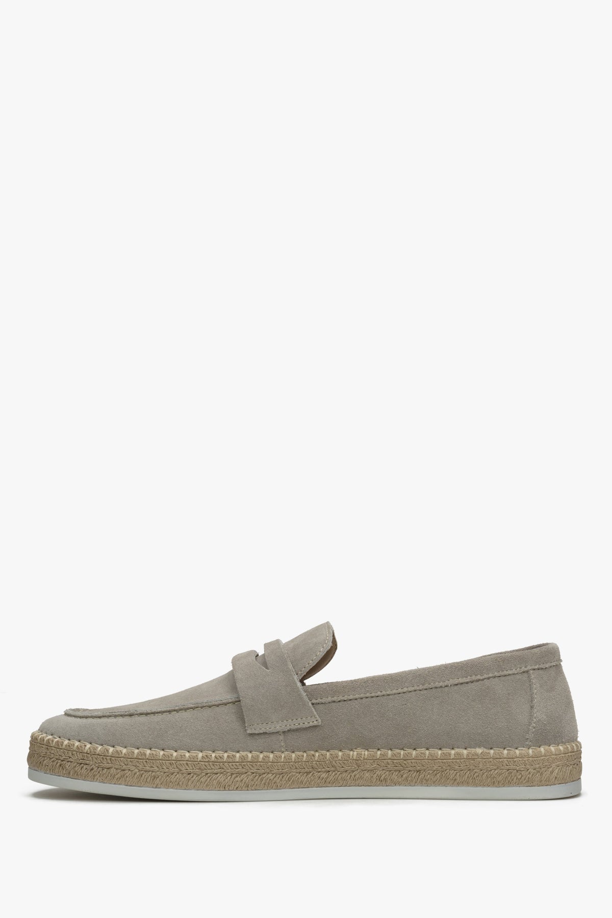 Estro beige men's moccasins made of genuine Italian velour - shoe profile. 