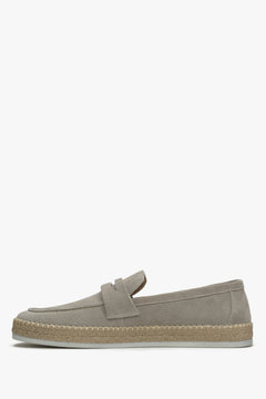 Estro beige men's moccasins made of genuine Italian velour - shoe profile. 