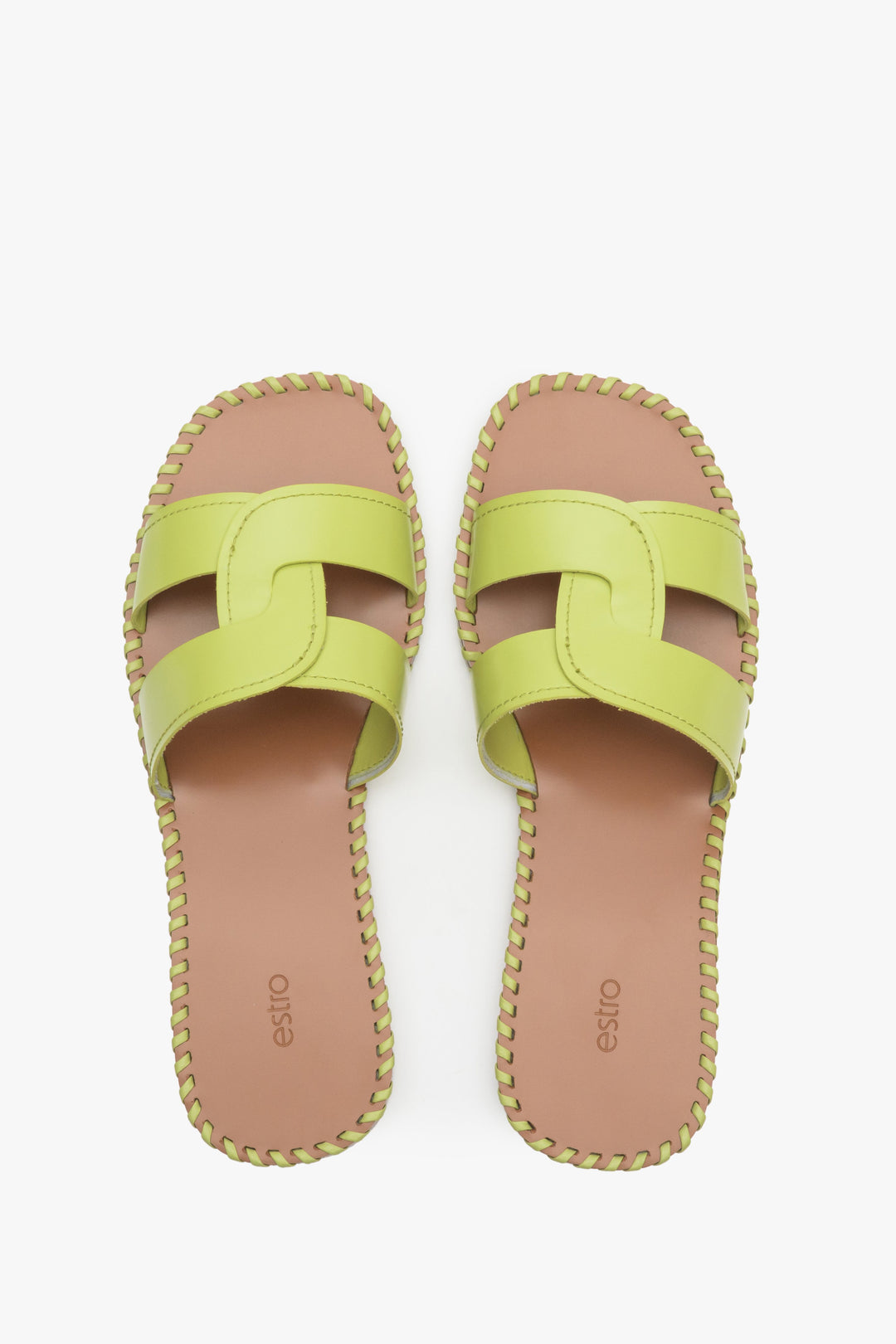 Women's green slide sandals made of genuine leather, Estro brand - presentation from above.