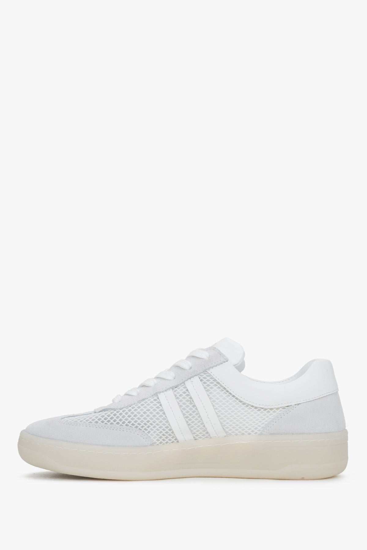 A pair of women's sneakers in white and beige, crafted from a mix of Italian leather and breathable mesh.