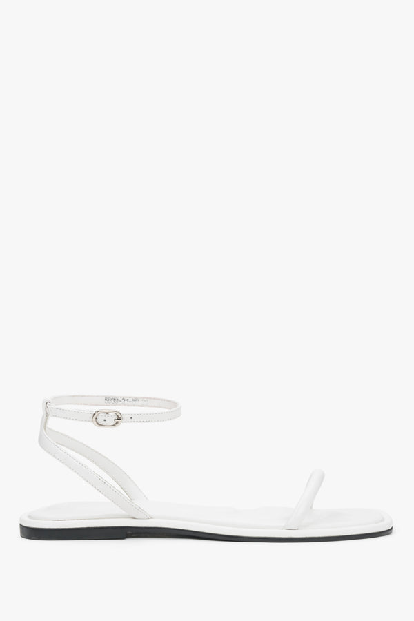 White Leather Women’s Flat Sandals Estro ER00119694.