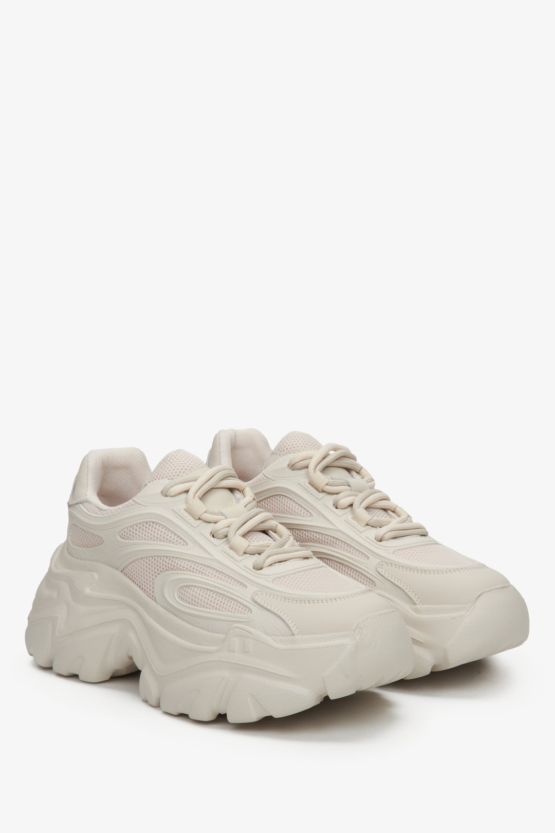 Beige women's chunky platform sporty sneakers ES 8.