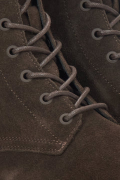 Dark brown velour women's ankle boots Estro - close-up of the details.