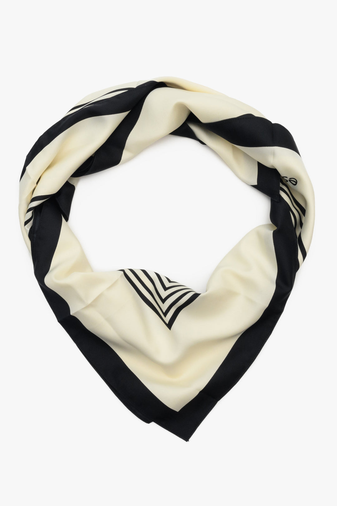 Women's beige-black neckerchief by Estro.