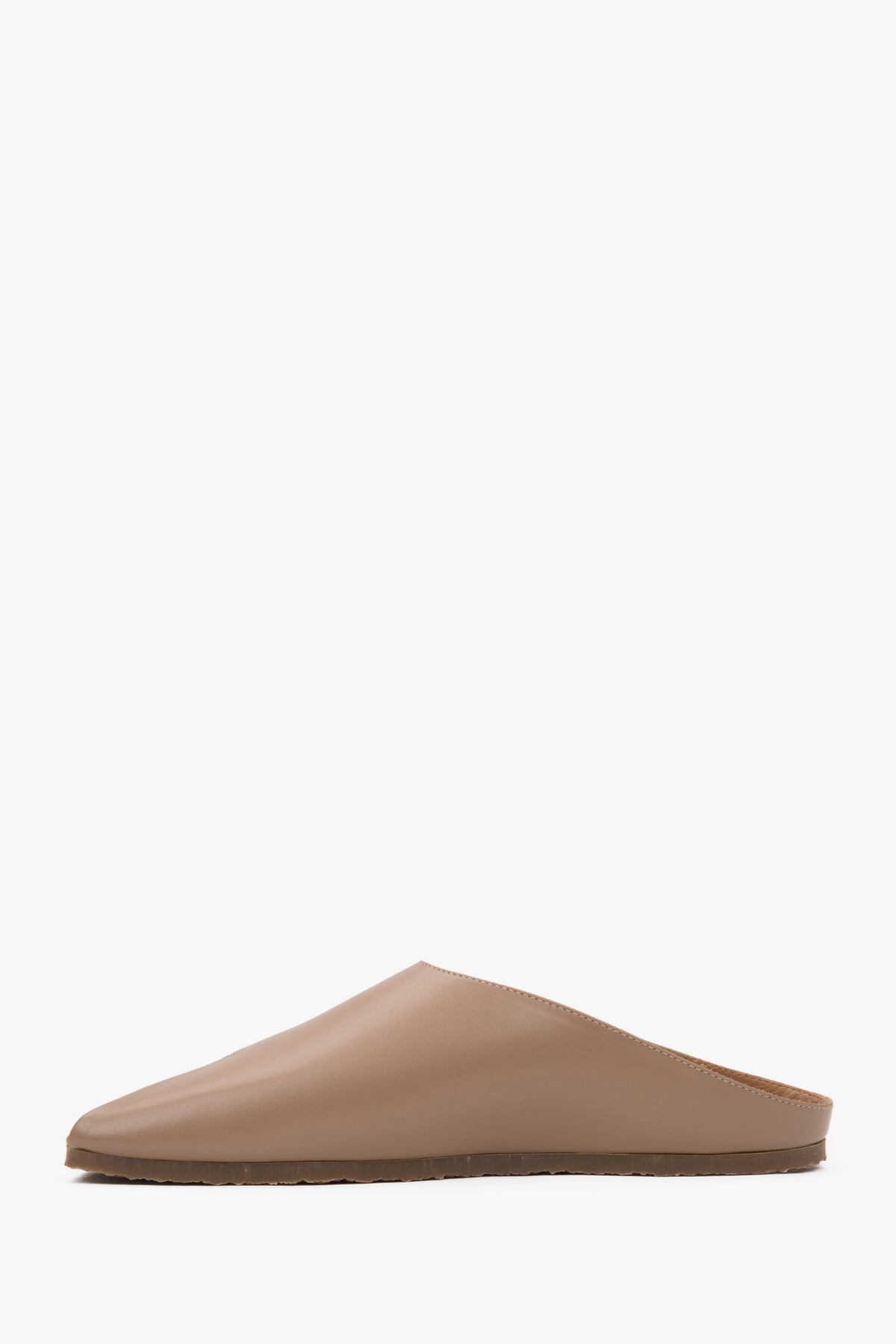 Classic women's slides made from beige Italian genuine leather.